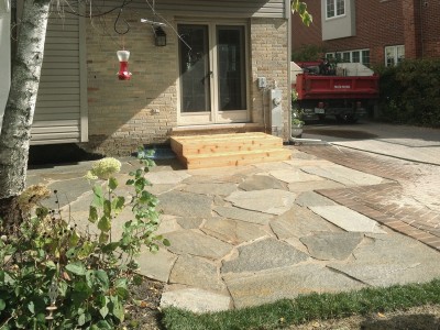 Idaho-Gold-Flagstone-Patio-with-Cedar-Steps---Flagstone-Patio-in-Park-Ridge