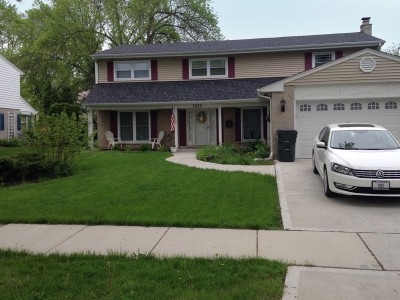 Before, Front Landscape Remodel in Arlington Heights 