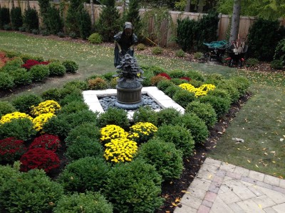 Retaining-Wall-Around-Fountain-in-Glenview
