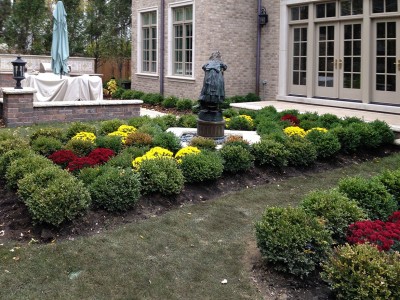 Retaining-Wall-around-an-Antique-Fountain-in-Glenview