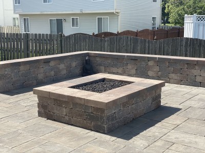 Olde Quarry Wall and Coping Gas Fire Pit Paver 
