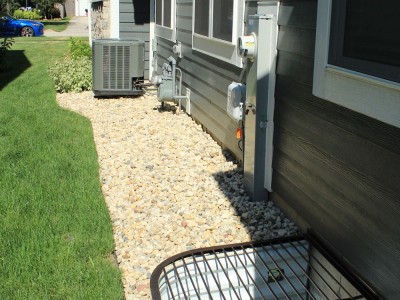 Side of house landscape 